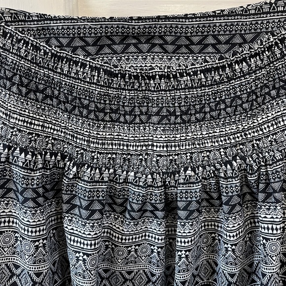 tribal aztec print flowy  printed skirt blue rain size 1 - Picture 6 of 7